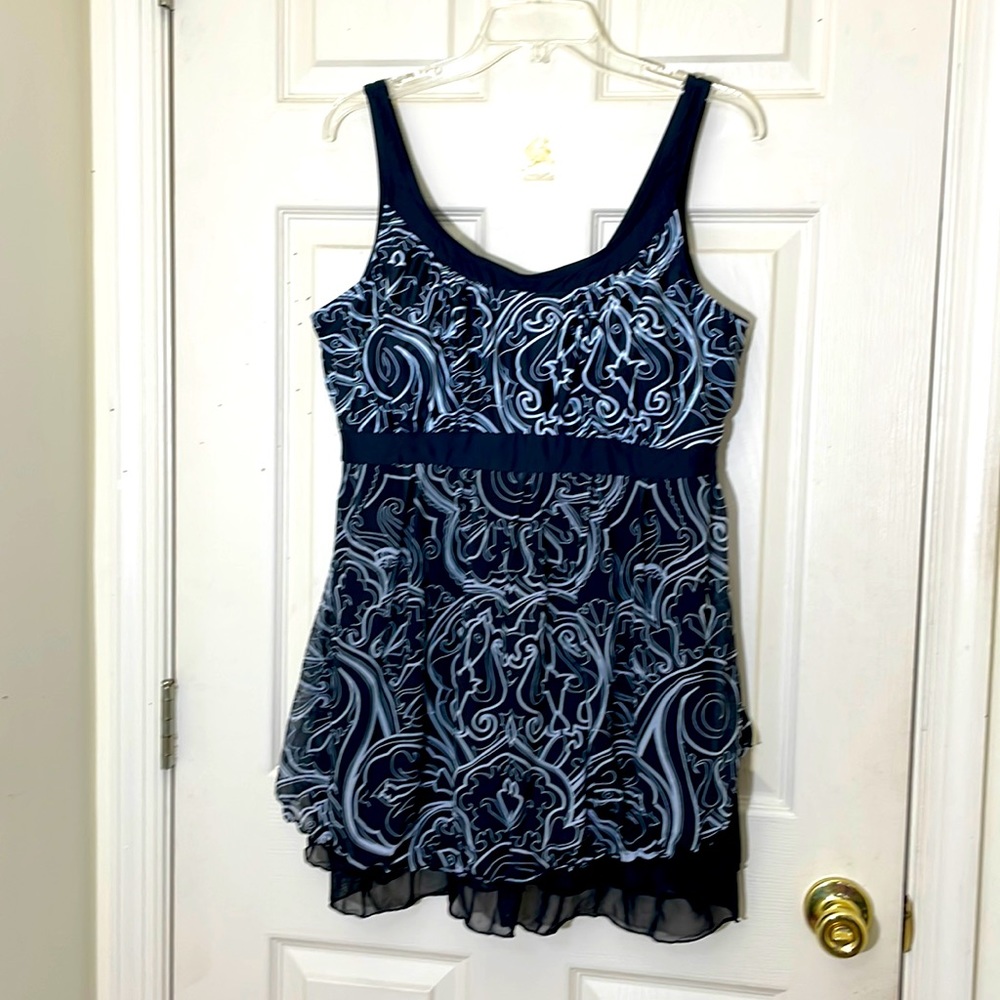 Black & White Layered Tankini Bikini / Swim Top Size XXXL